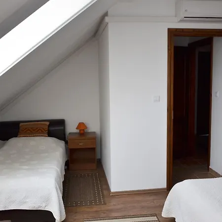 Guest house Falusi Patika - Tisza-to Vendeghaz